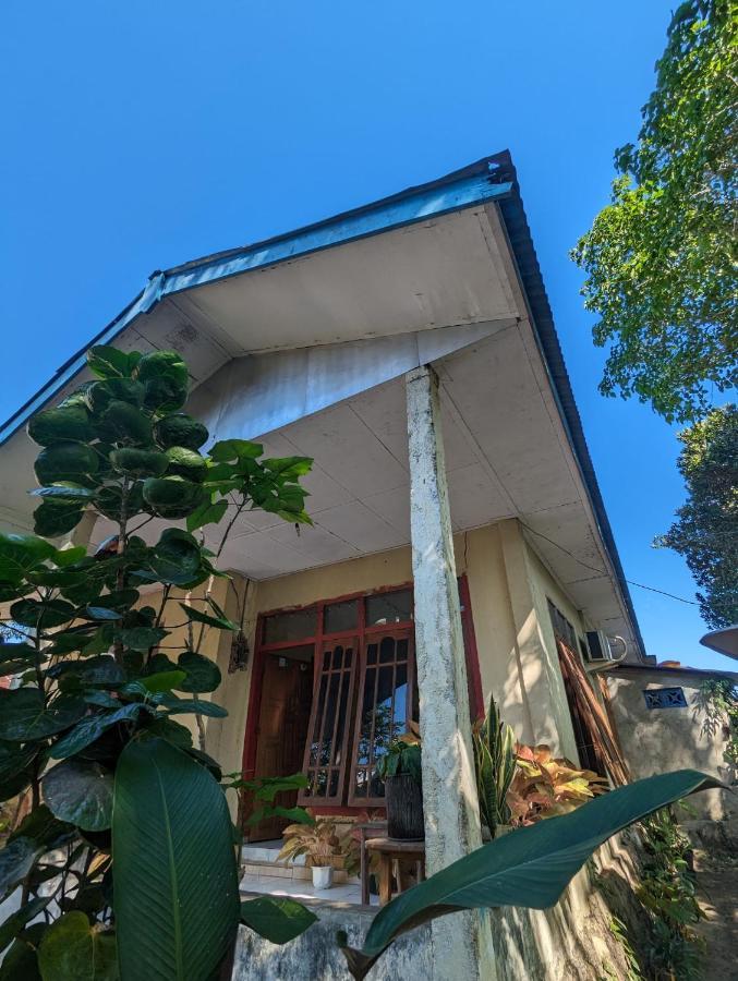 Agus Family Homestay Labuan Bajo Kültér fotó